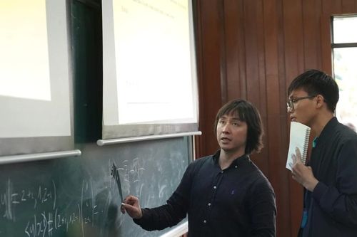 Nhiều nhà khoa học hàng đầu quy tụ tại hội nghị Khoa học và Công nghệ 2025