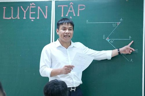 Nghề giáo: Đãi ngộ càng lớn, trọng trách càng nhiều