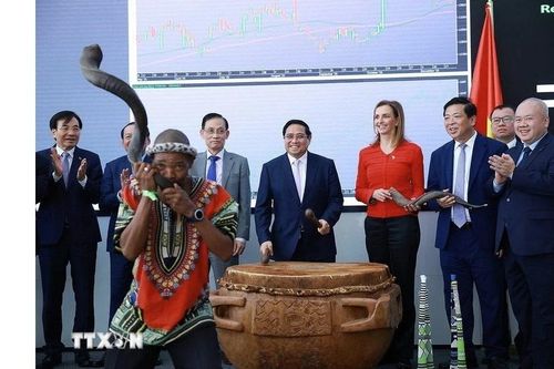 Thủ tướng Phạm Minh Chính thăm thị trường chứng khoán lớn nhất châu Phi