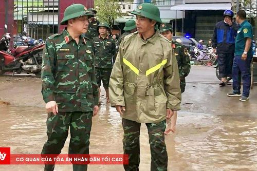 Thượng tướng Trương Thiên Tô thăm, tặng quà, động viên cán bộ, chiến sĩ Lữ đoàn 368