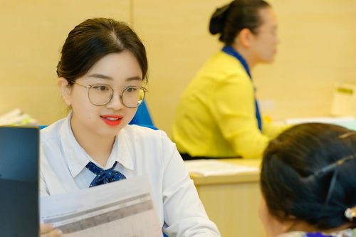 Biến động lãi suất cho vay: 12 ngân hàng đồng loạt tăng, Big4 giảm nhẹ