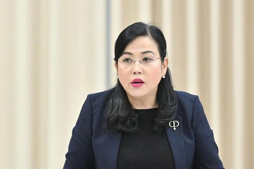 'Nghe ca sĩ hát nhiều bài hay nhưng không biết là thật hay AI'