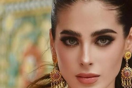 Từ cô bé tăng động, bị xúc phạm thành tân Miss Universe 2025