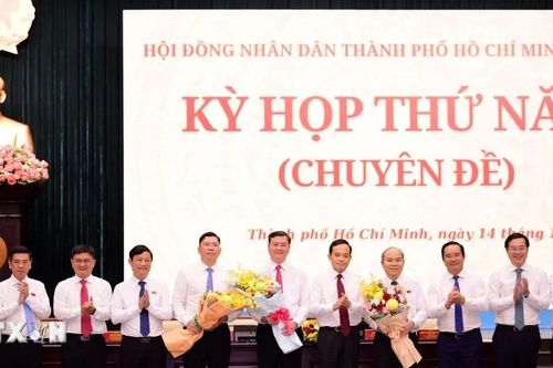 Phê chuẩn kết quả bầu chức vụ Phó Chủ tịch UBND Thành phố Hồ Chí Minh