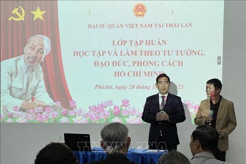 Từ Bảo tàng Bản Đông Hồ Chí Minh thấm nhuần tấm gương đạo đức và tư tưởng của Bác