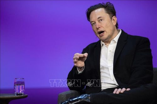 Tỷ phú Tesla dự báo về viễn cảnh lao động trong kỷ nguyên AI