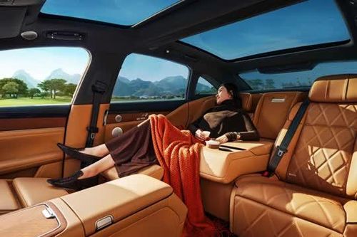Xe sedan hạng sang công suất công suất 516 mã lực, trang bị tối tân, giá hơn 1,1 tỷ đồng
