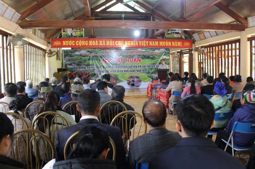 Bồi dưỡng nghiệp vụ truyền dạy văn hóa phi vật thể tại xã Nam Xuân