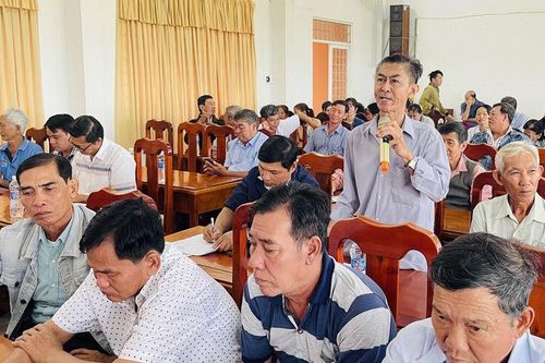 Cấp ủy, chính quyền xã Hòa Lạc đối thoại trực tiếp với Nhân dân