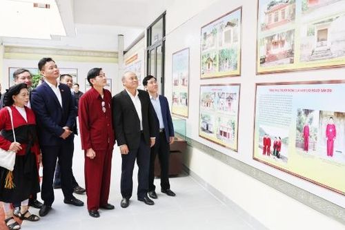 'Sắc màu hội tụ' tại Bảo tàng Bắc Ninh số 1: Tôn vinh di sản văn hóa các dân tộc thiểu số