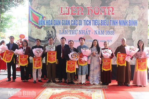 Khai mạc Liên hoan văn hóa dân gian các di tích tiêu biểu tỉnh Ninh Bình lần thứ I