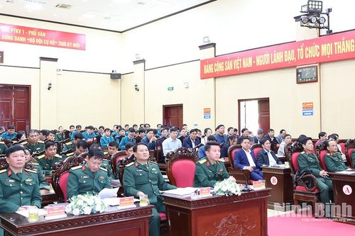 Ban Chỉ huy PTKV 1 - Phù Vân phát động đợt thi đua 'Đoàn kết, kỷ cương, sáng tạo - Lập công dâng Đảng'; tổng kết công tác quốc phòng, quân sự địa phương năm 2025