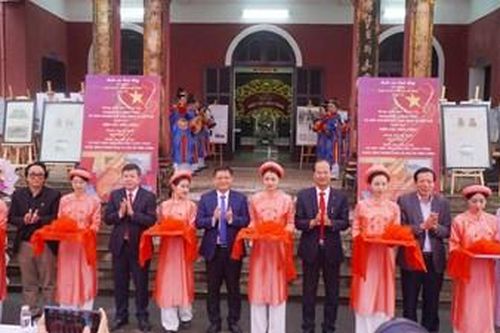 Khai mạc chuỗi hoạt động chào mừng Ngày Di sản Việt Nam tại Cơ Mật Viện