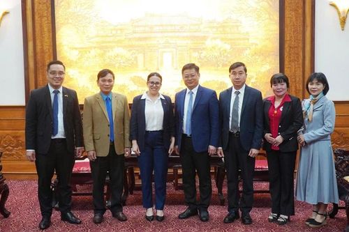 Phó Chủ tịch Thường trực UBND thành phố Nguyễn Thanh Bình tiếp Tổng Lãnh sự Cộng hòa Cuba tại TP. Hồ Chí Minh