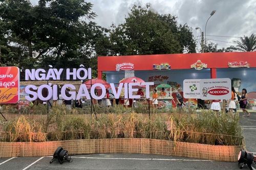 Tinh hoa ẩm thực truyền thống tại Ngày hội Sợi gạo Việt