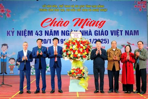 Trung tâm Đào tạo, thi đấu Thể thao và Nghệ thuật tỉnh kỷ niệm 43 năm Ngày Nhà giáo Việt Nam 20/11