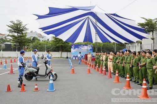 Công an TPHCM: Tập huấn kỹ năng hướng dẫn lái xe an toàn cho CSGT và Công an cơ sở