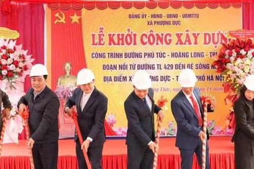 Khởi công đường Phú Túc - Hoàng Long - Tri Trung:Mở lối phát triển cho xã Phượng Dực