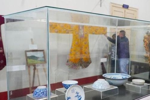 Huế trưng bày hàng trăm hiện vật quý nhân Ngày Di sản văn hóa Việt Nam