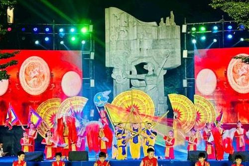 Phụ nữ Thủ đô tự hào truyền thống, vững bước tương lai