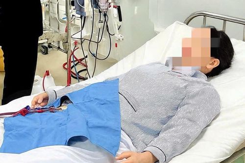 Đi khám vì 3 dấu hiệu, bất ngờ phát hiện suy thận giai đoạn cuối