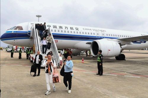 Căng thẳng Nhật – Trung tác động nặng nề tới kinh tế và văn hóa