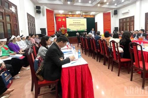 Gắn bảo tồn văn hóa truyền thống với phát triển du lịch bền vững