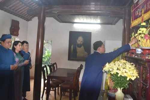 Nhiều hoạt động kỷ niệm 85 năm Ngày mất chí sĩ yêu nước Phan Bội Châu