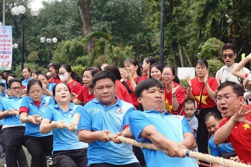 Sôi nổi Ngày hội sức khỏe và đoàn kết tại phường Hạnh Thông