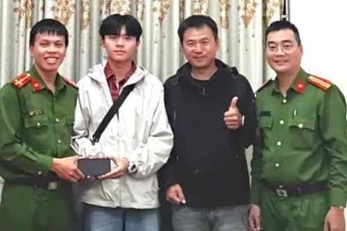 Tìm trả lại tài sản cho du khách