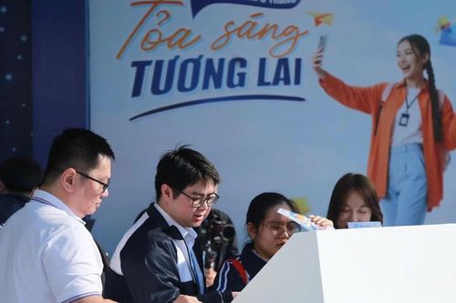 Hơn một triệu sinh viên sẽ được trang bị kỹ năng tài chính số trong năm học mới
