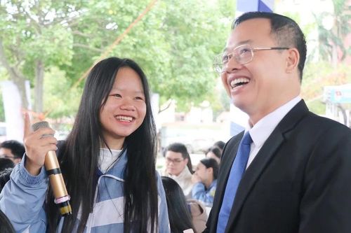 Nhiều bạn trẻ lực lượng vũ trang xuất ngũ tìm cơ hội việc làm