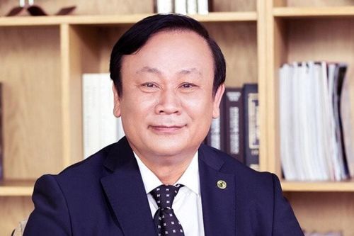 Tiến sĩ Huỳnh Bá Lân: Từ giảng viên Toán đến chủ tịch tập đoàn
