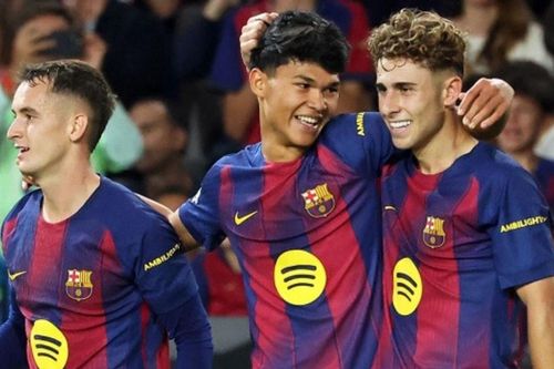 Barcelona bùng nổ lứa La Masia nối gót Yamal, Fermin