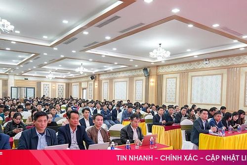 Quán triệt nhiều quy định pháp luật mới cho cán bộ, công chức các xã, phường