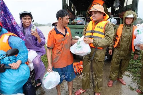 Đắk Lắk: Nỗ lực tiếp tế lương thực thiết yếu cho người dân