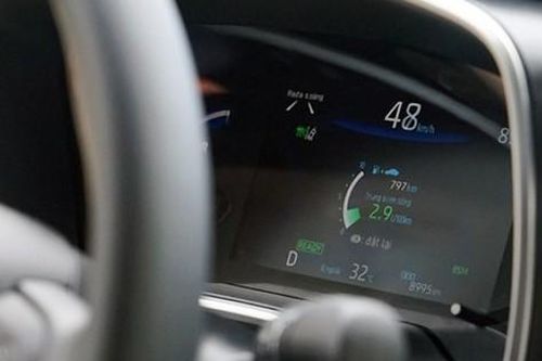 Triệu hồi hơn 7.500 xe Lexus và Toyota để cập nhật lỗi màn hình