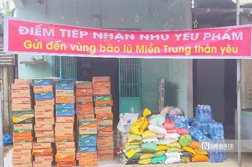 'Mình từng khổ, nên càng thương người đang khổ hơn'