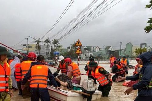 Gia Lai hỗ trợ khẩn cấp cho người dân sau lũ lịch sử