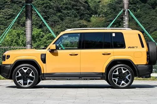 SUV địa hình mạnh 449 mã lực, giá gần 750 triệu đồng