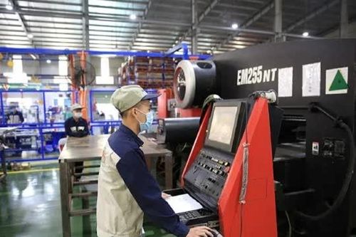 Hà Nội: Chỉ 12% doanh nghiệp nhỏ và vừa ứng dụng AI
