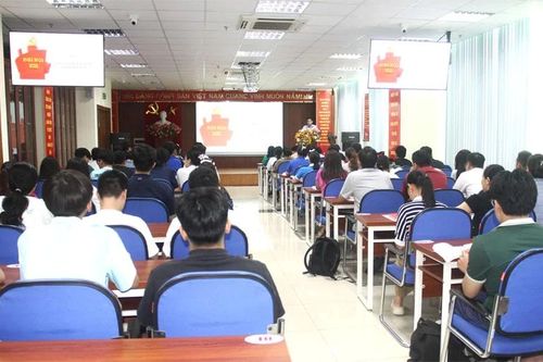 Trung tâm Chính trị phường Hạc Thành: Đổi mới để hoạt động hiệu quả
