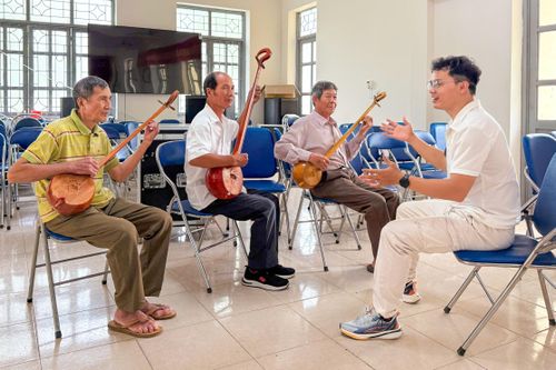 Để văn hóa thấm sâu trong đời sống cộng đồng