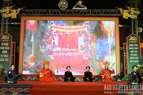 Giao lưu nghệ thuật và phát động cuộc thi 'Duyên sắc trang phục dân tộc' tỉnh Lạng Sơn
