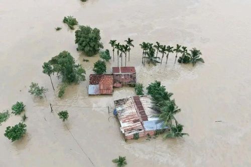 3 thôn ở xã Nam Đà vẫn bị cô lập do nước lũ dâng