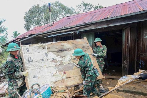 Chung sức giúp D'Ran khắc phục hậu quả thiên tai