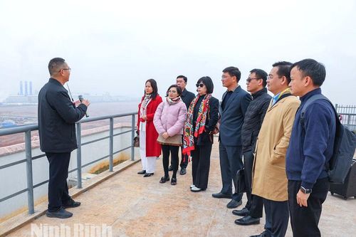 Đoàn công tác tỉnh Ninh Bình khảo sát các mô hình công nghiệp xanh, công nghệ cao tại Vân Nam (Trung Quốc)