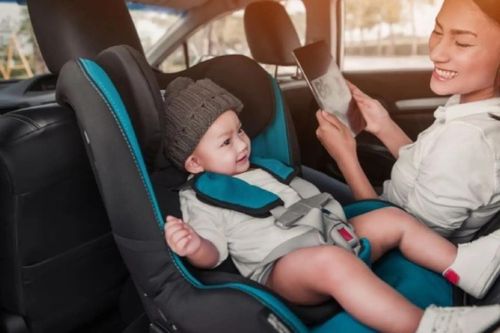 Làm thế nào để chọn và lắp ghế ô tô cho trẻ đúng chuẩn an toàn?