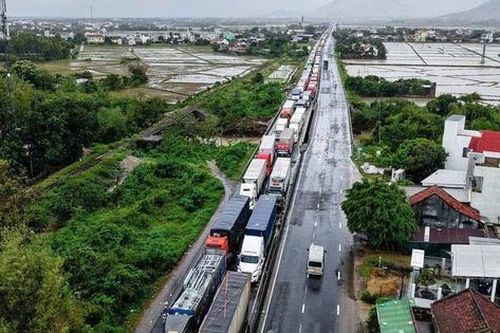 Điều phối giao thông qua hầm Đèo Cả bảo đảm an toàn trong mùa mưa lũ