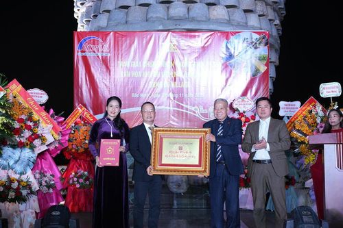 Công nhận là 'Không gian Di sản Văn hóa' đối với Khu du lịch sinh thái Đông Đô Village